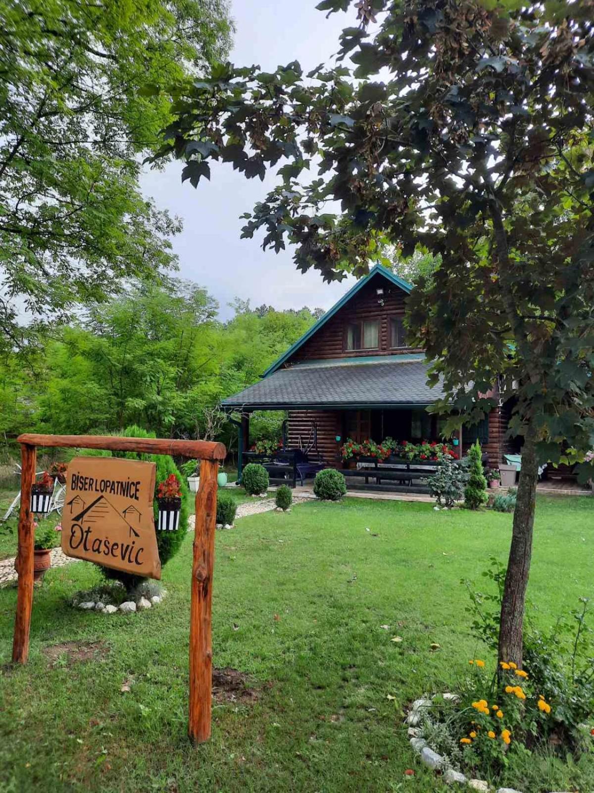 Lopatnica Holiday Homes Biser Lopatnice מראה חיצוני תמונה