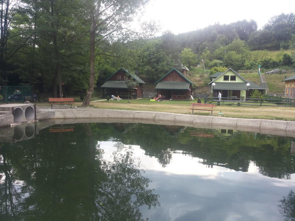 Lopatnica Holiday Homes Biser Lopatnice מראה חיצוני תמונה