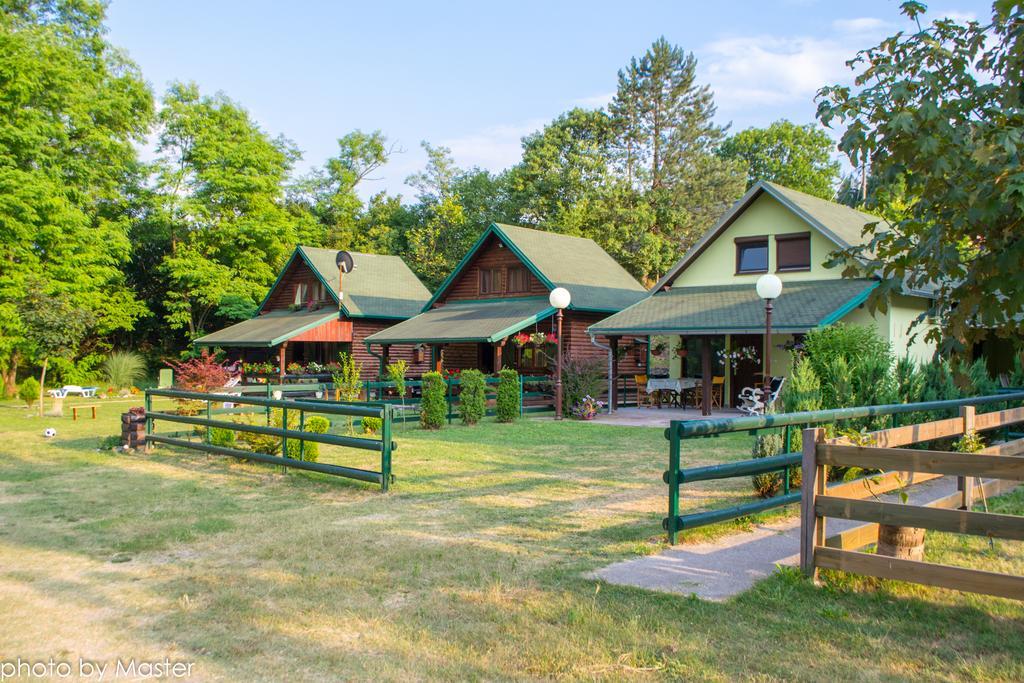 Lopatnica Holiday Homes Biser Lopatnice מראה חיצוני תמונה