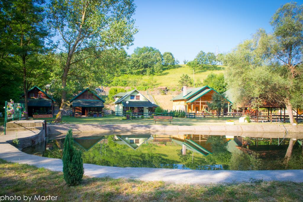 Lopatnica Holiday Homes Biser Lopatnice מראה חיצוני תמונה
