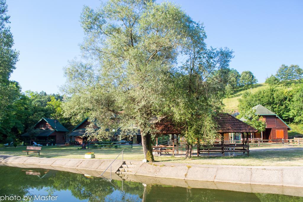Lopatnica Holiday Homes Biser Lopatnice מראה חיצוני תמונה